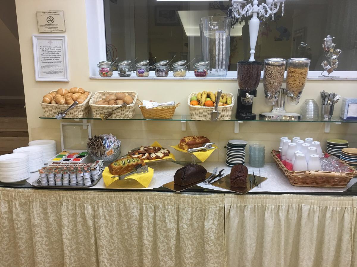 安吉拉酒店 米萨诺阿德里亚蒂科 外观 照片